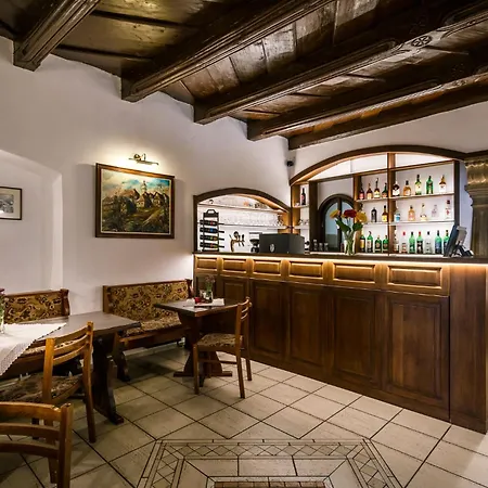 - Restaurant Atrium Pensjonat Poprad