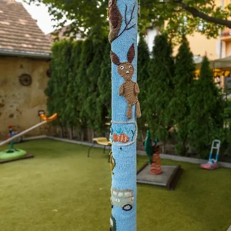 Πανσιόν - Restaurant Atrium