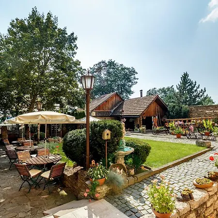 Guest house - Restaurant Atrium 3*